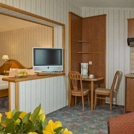 Otel Fent 3*